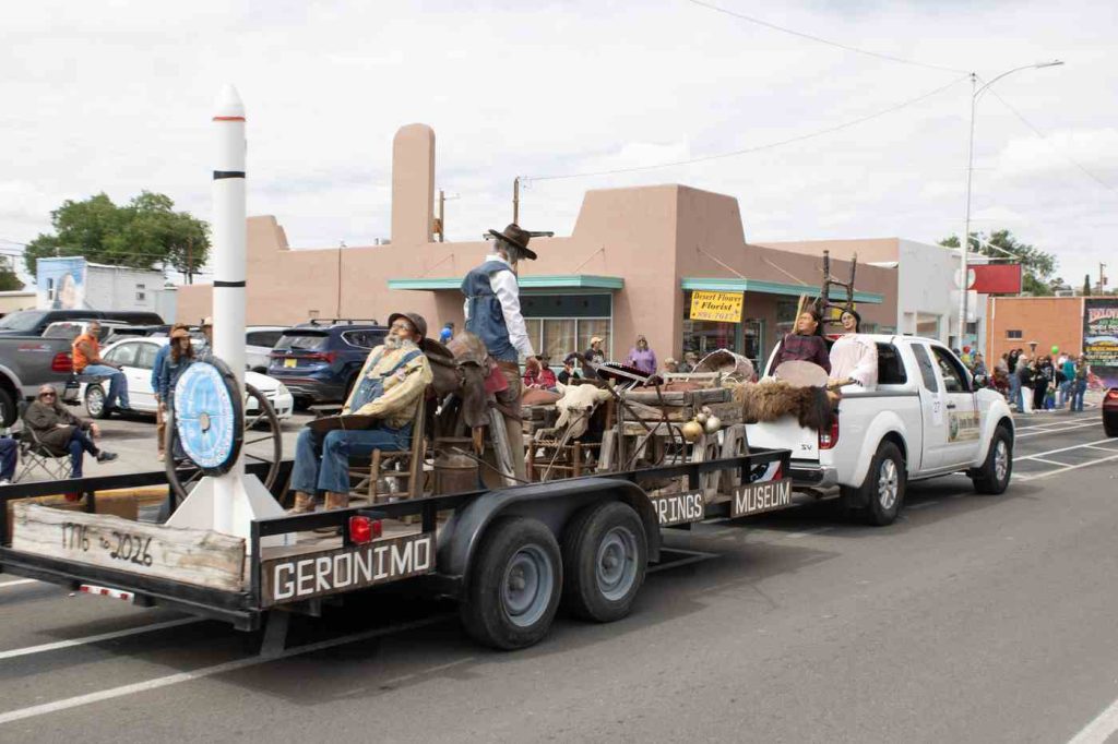 fiesta parade geronimo springs museum
