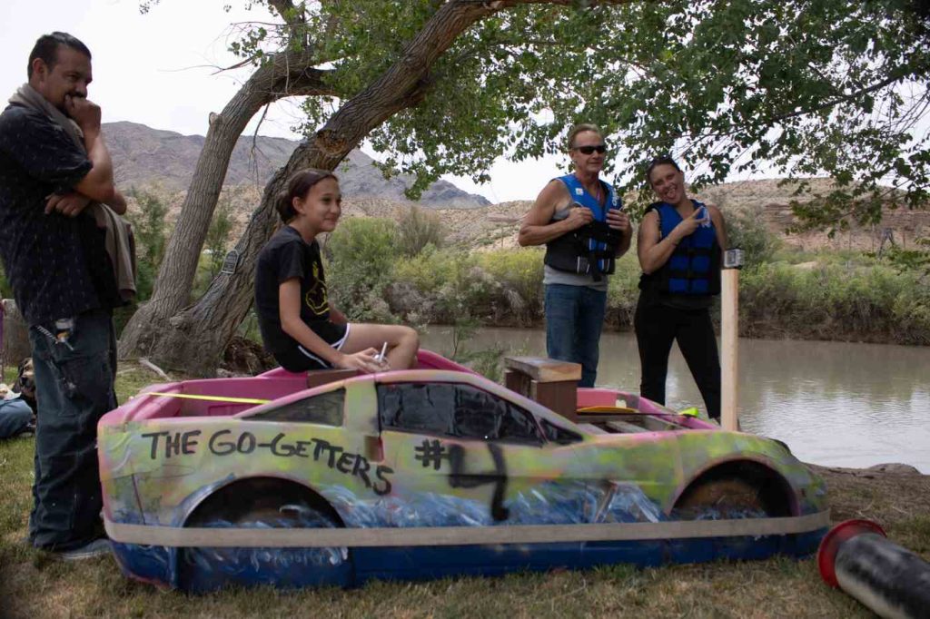 wacky raft race go getters